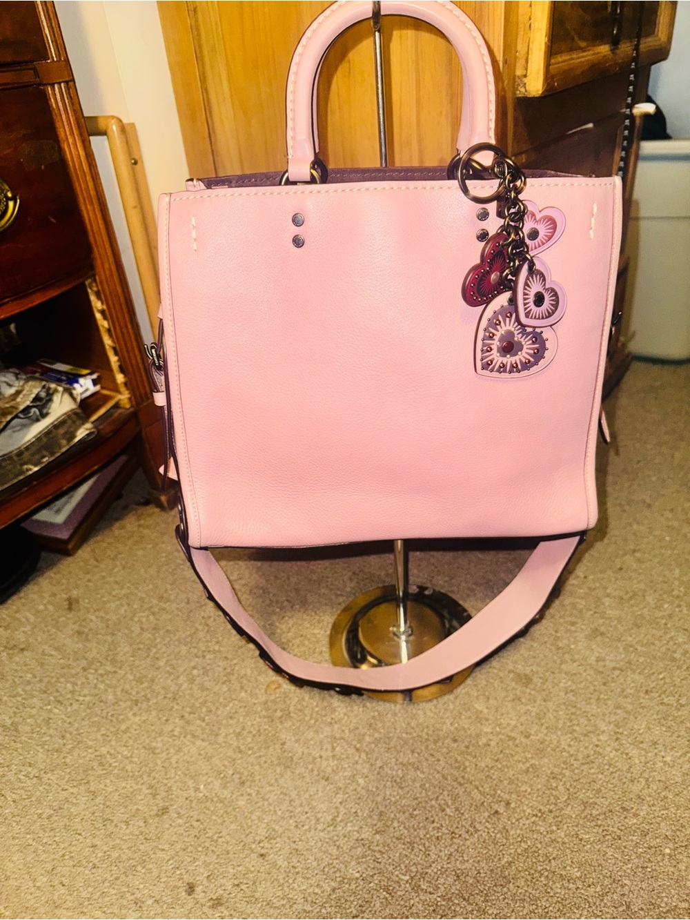 Coach rouge bag,Pink Dusty Rose heart Strap and heart FOB vintage. Rare!